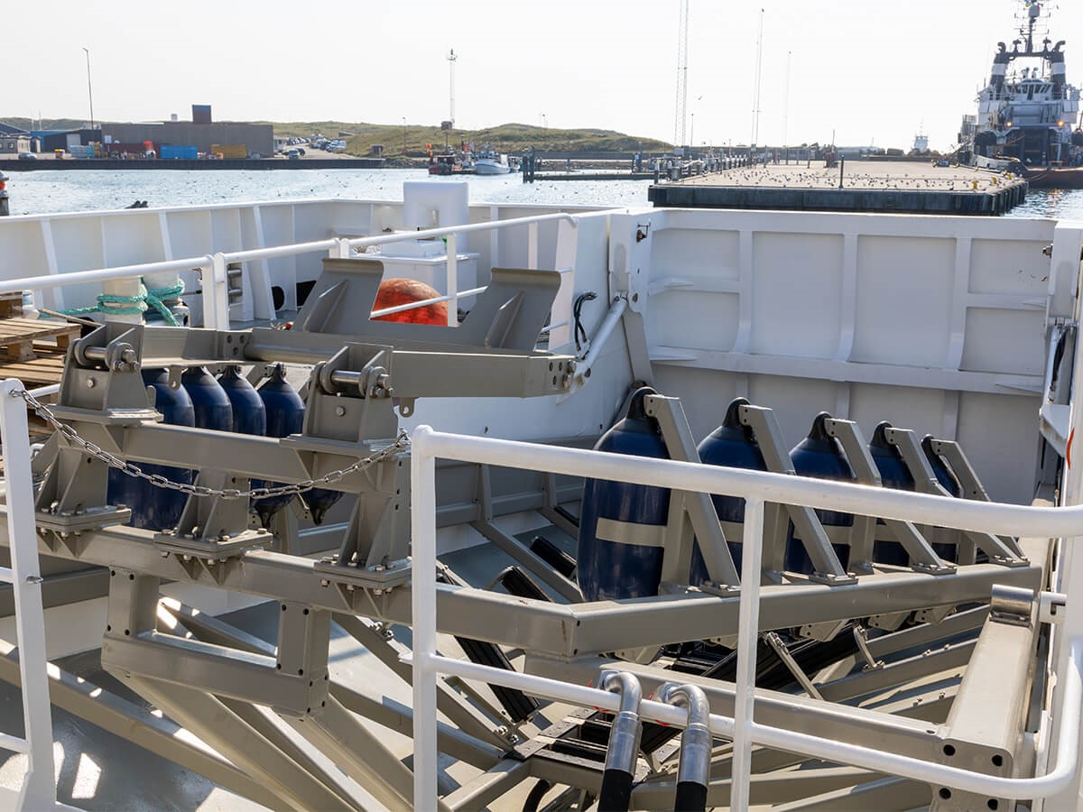 Boat cradle without ship mounted on the fishery inspection vessel Nordsøen