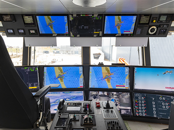 Skulebas wheelhouse with overview of all monitors