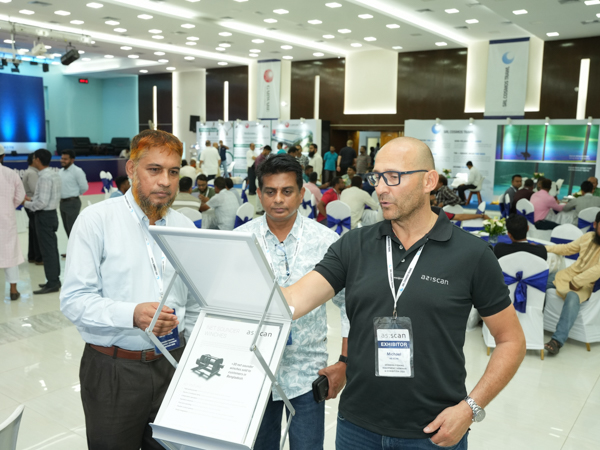 AS SCAN presenting net sounder winch solutions to visitors at the exhibition in Bangladesh, in cooperation with Cosmos Trawl.