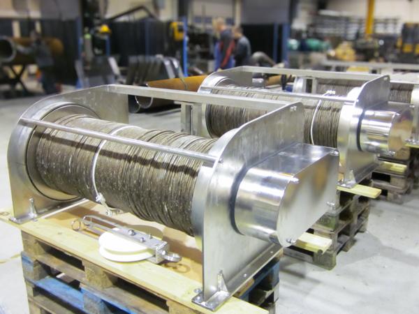 Netsonde spil fra AS SCAN i rustfrit stål, klargjort på værkstedet til levering.